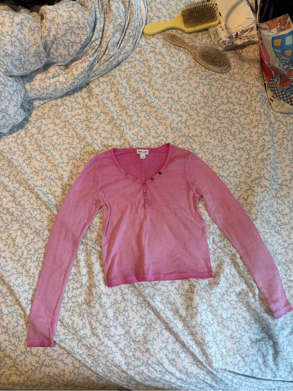 Splendid Pink V-Neck Henley Sweater